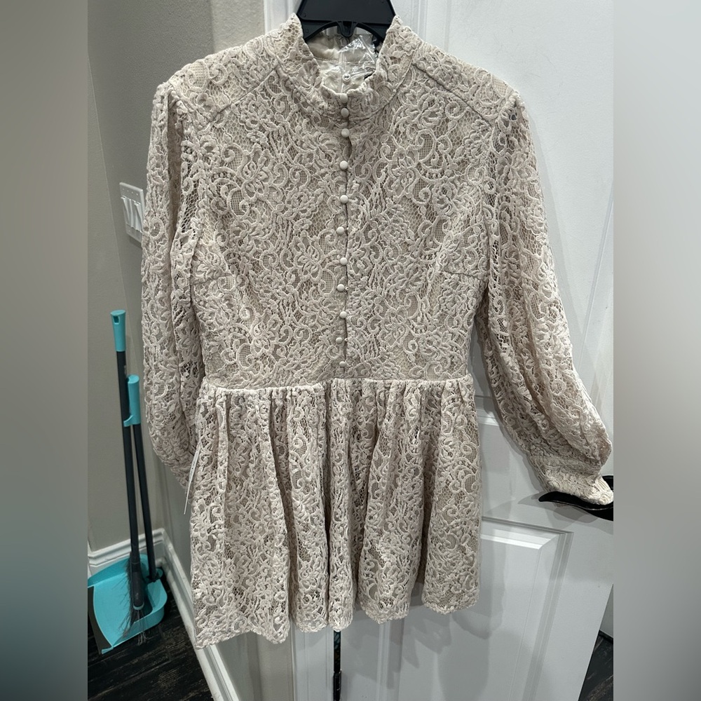 Bardot Lace dress- Cream